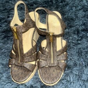 Michael Kors Wedge Hell Sandles